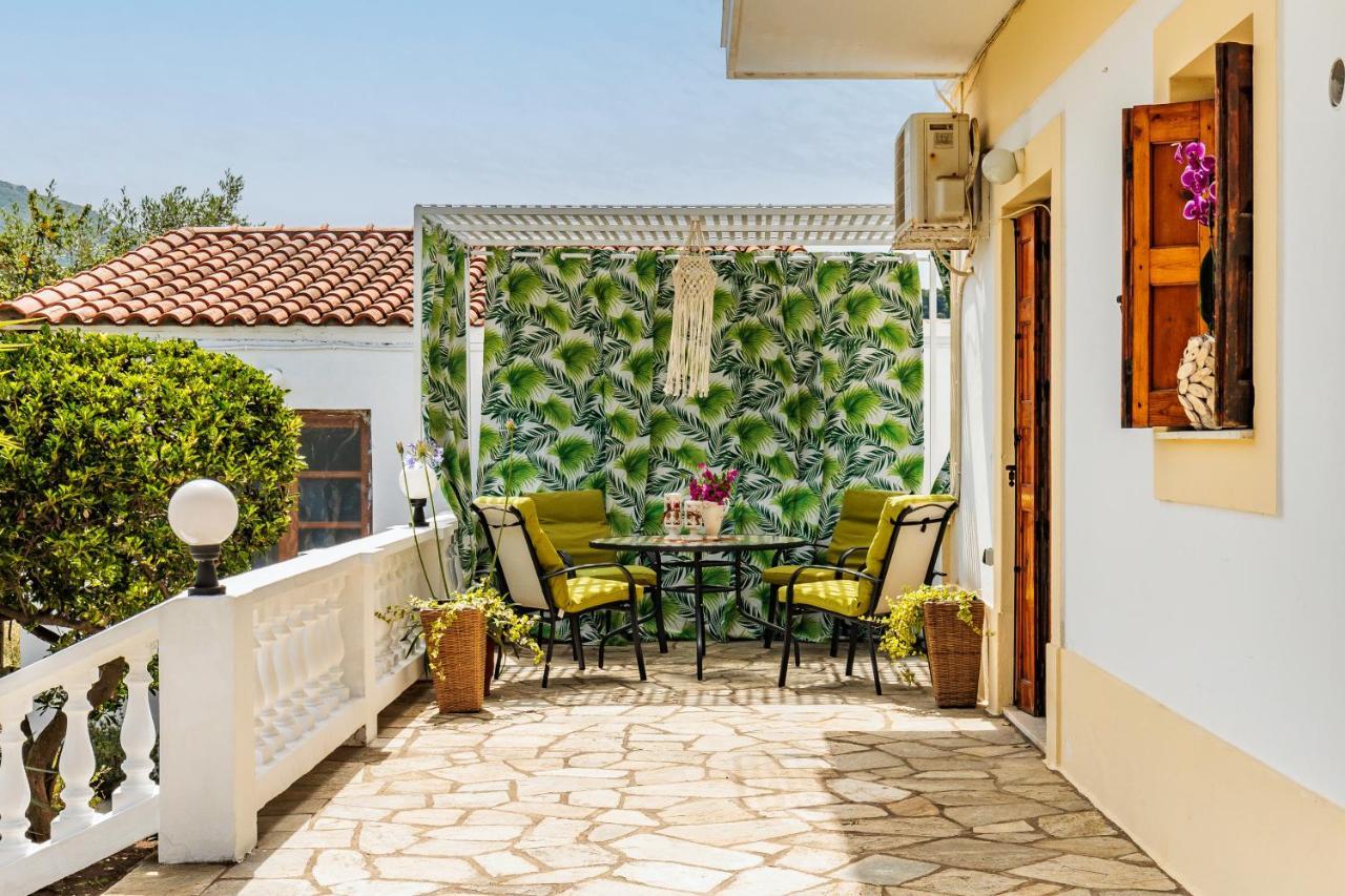 Panagou Studios Skopelos Town Exterior foto