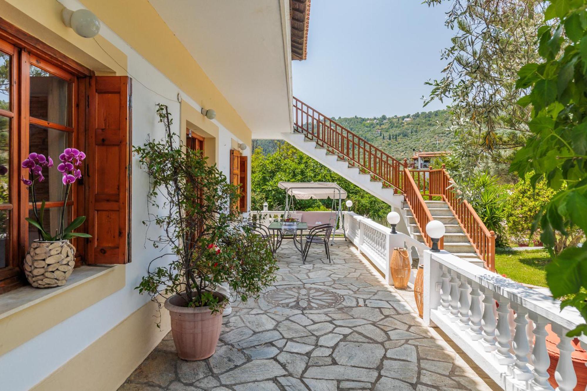 Panagou Studios Skopelos Town Exterior foto